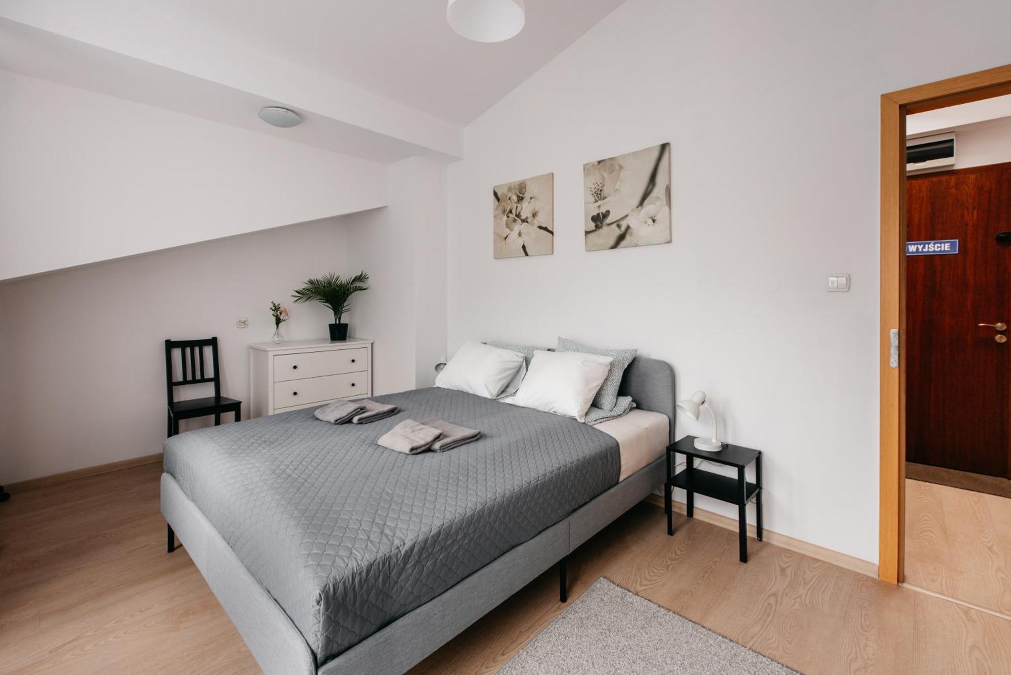 Fully-Furnished Apartment With Air Conditioning For Families, Cracow Old Town Krasków Eksteriør bilde