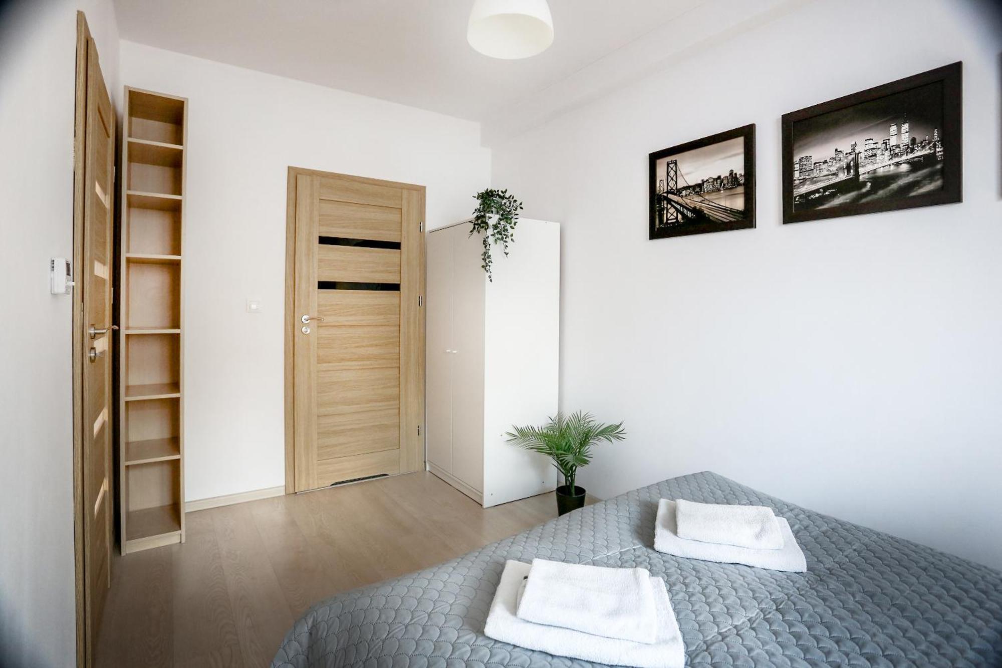 Fully-Furnished Apartment With Air Conditioning For Families, Cracow Old Town Krasków Eksteriør bilde