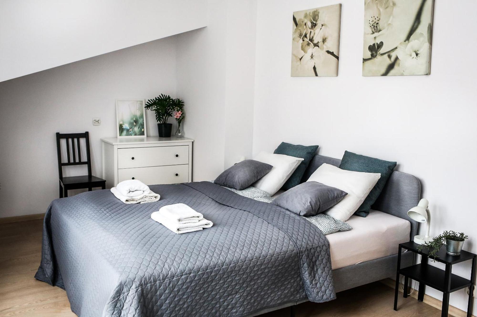 Fully-Furnished Apartment With Air Conditioning For Families, Cracow Old Town Krasków Eksteriør bilde